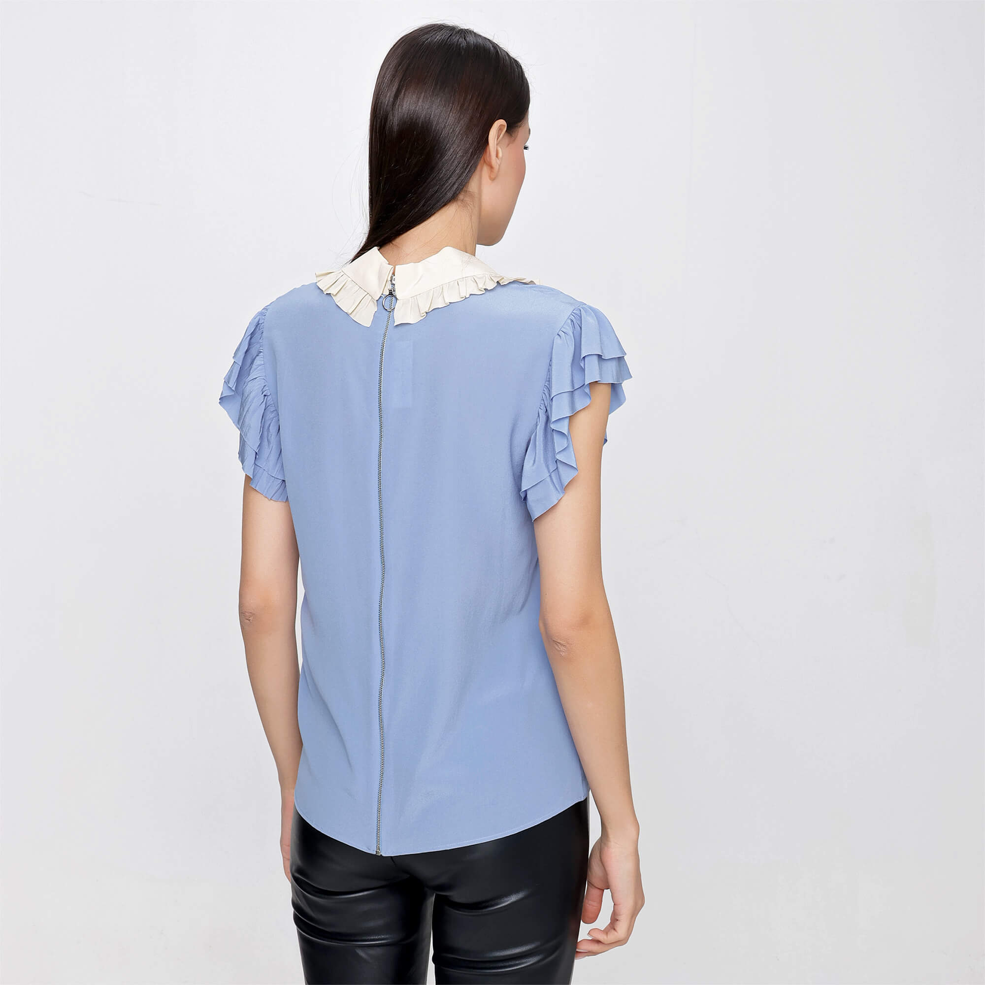 Gucci - Blue Ruffle Collar&Sleeve Blouse